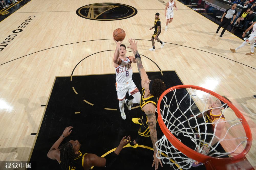 学生在校打篮球受伤谁担责？民法典“自甘风险”了解下!.