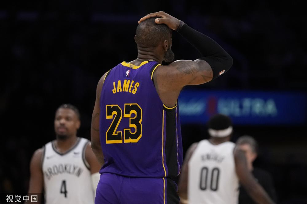 时常展现出 时常展现出