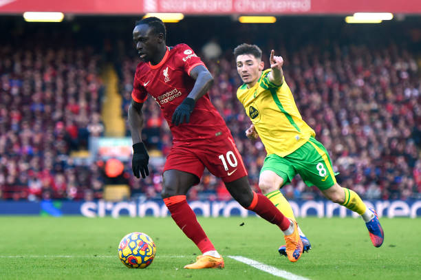 的优势占据 的优势占据