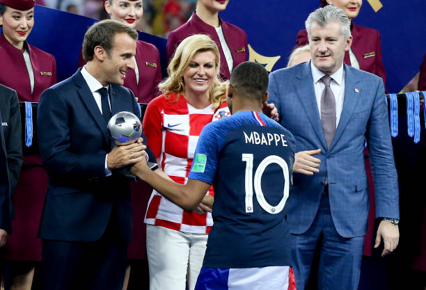 艰难的逆转 艰难的逆转