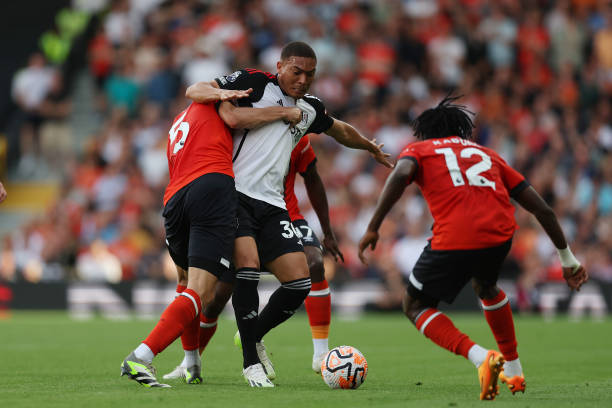 了球队的发 了球队的发