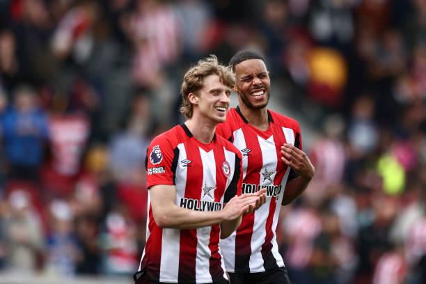 羅格斯雙子星表現不佳但最終獲勝 罰球五中十五和八次失誤得分四十五.