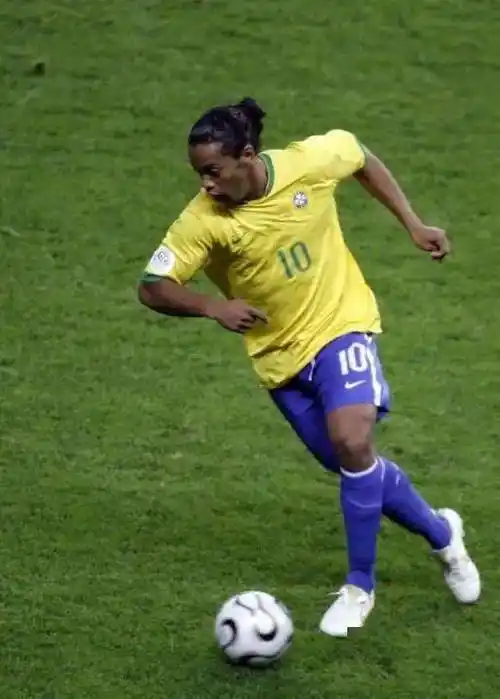 各方都需谨 各方都需谨